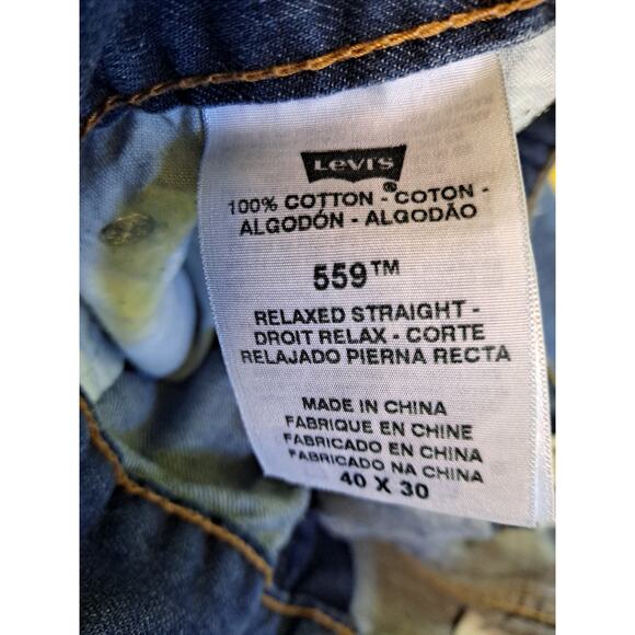 Levi's Relaxed Straight 559 Slightly Distressed Jeans Size 40x30 - Picture 5 of 7